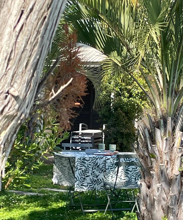 Villa Macalia Pietrosella ภายนอก รูปภาพ